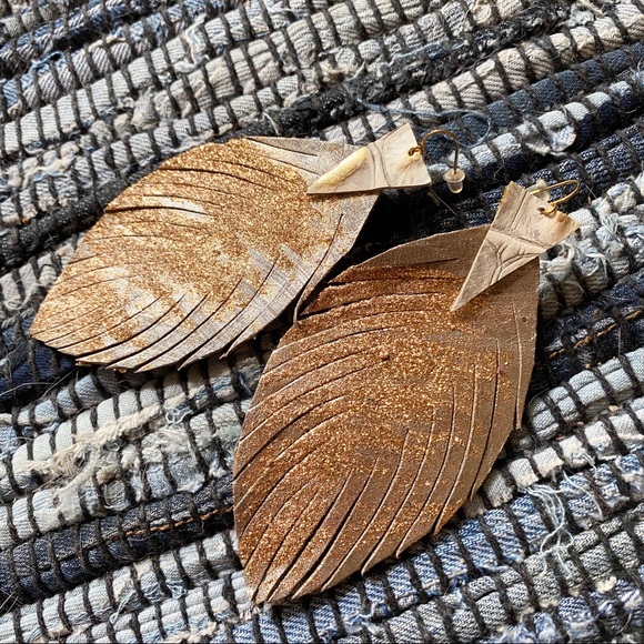 Leather Feather Drop Earrings - Picture 8 of 8